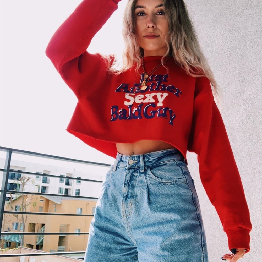 Graphic Crop Crewneck